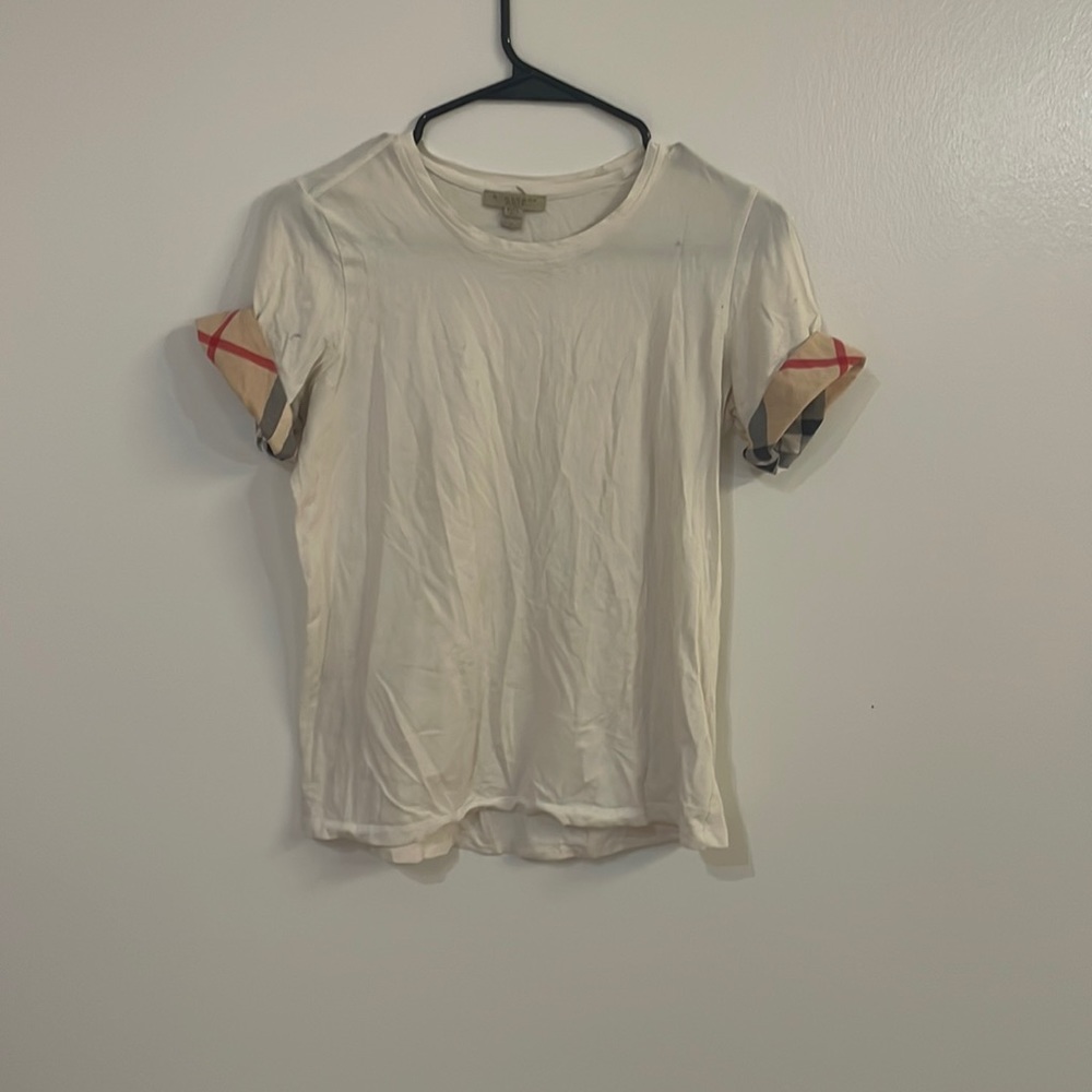 Burberry t shirt with signature plaid cuffed sleeves